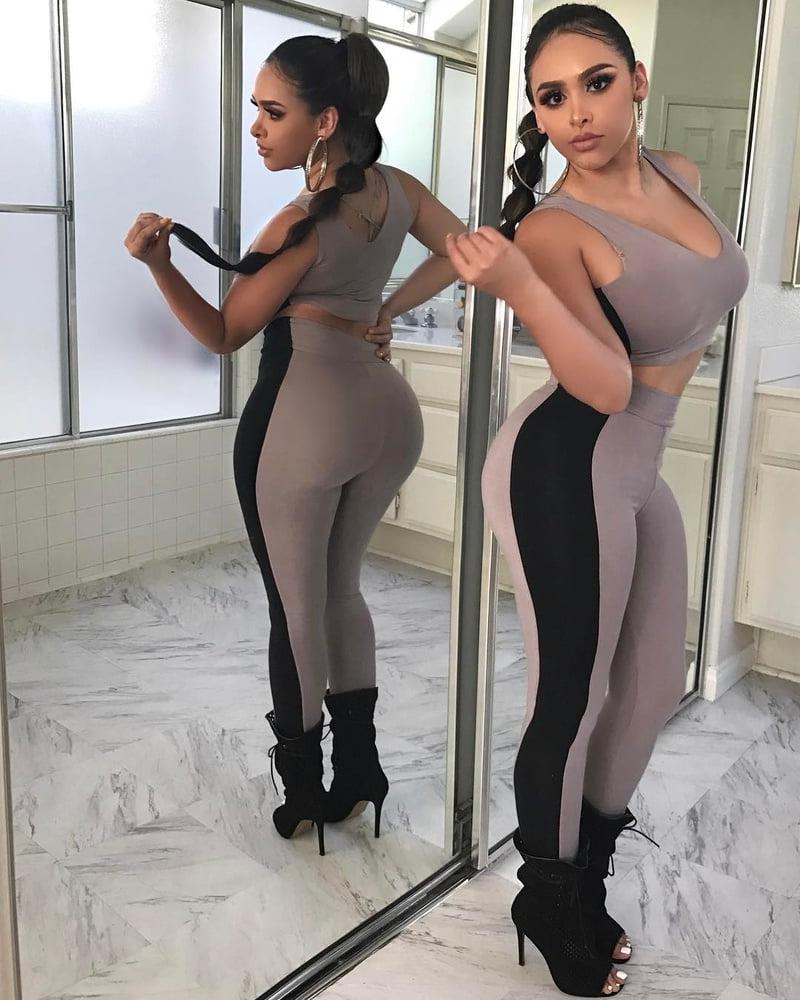 25P Fiorella Hot Dominican Thick Babe Slut