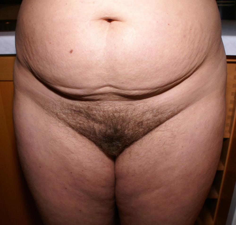 25P Moms belly worship