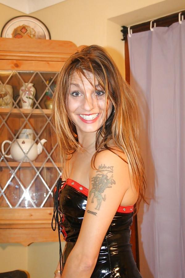 25P SmutDates Hooker LisaWhore