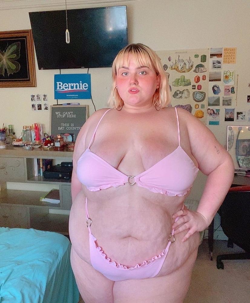 25P BBW Big Tits Big Belly