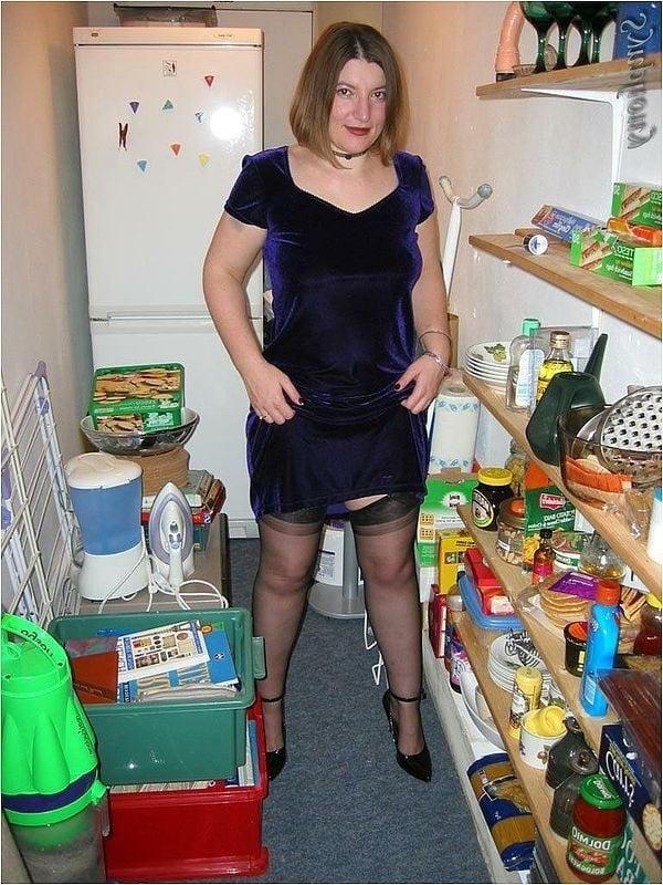 25P Mommy please show me your stocking tops
