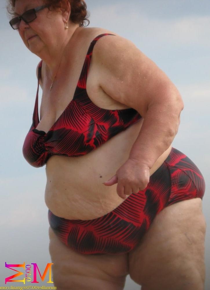 6P Huge Belly Granny on the beach