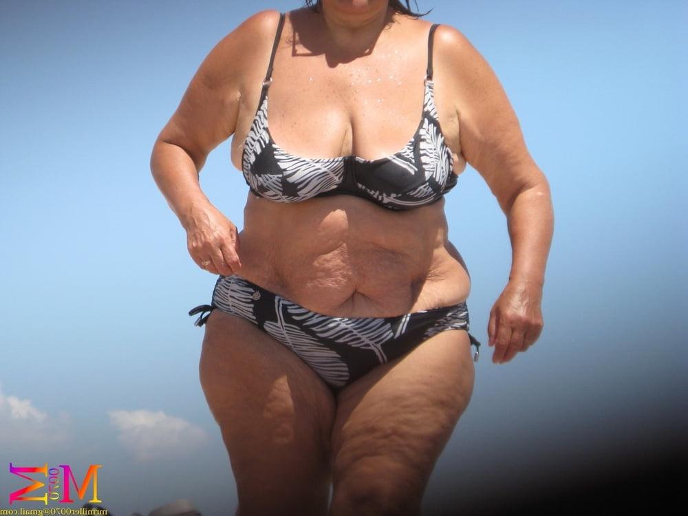 6P Huge Belly Granny on the beach