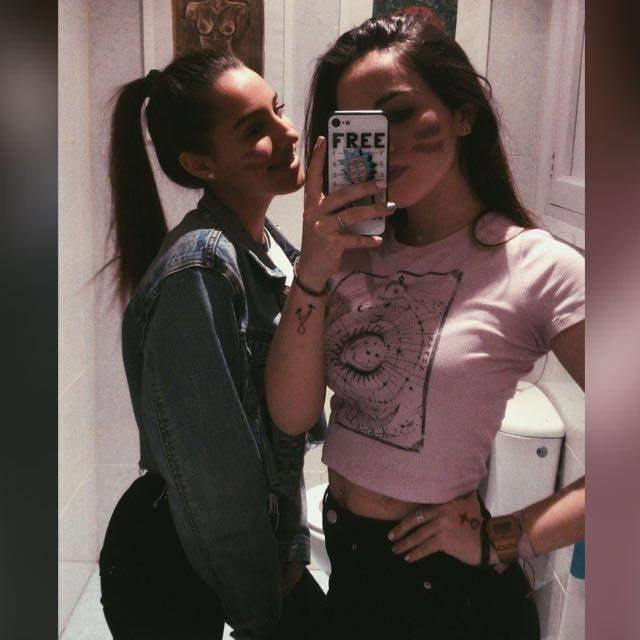 12P Skinny gf &amp; friends