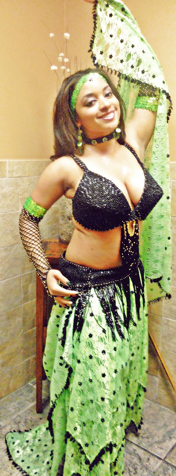 16P Belly Dancers