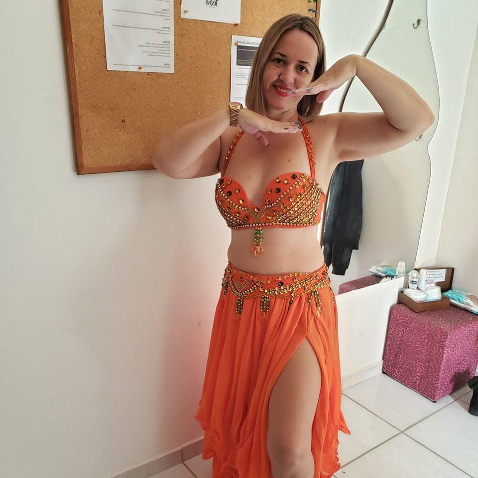 10P FABIOLA BELLY DANCER