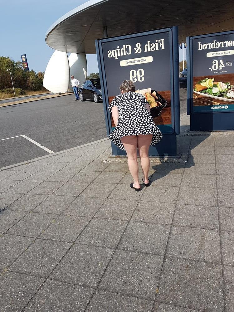 25P Private Couple pic .. 1
