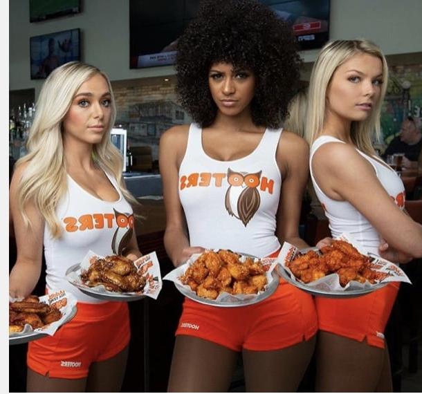25P Hooters Hotties pt.4