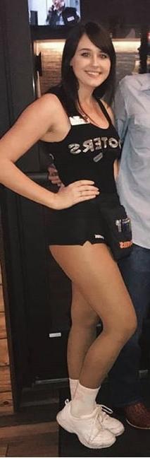 25P Hooters Hotties pt.2
