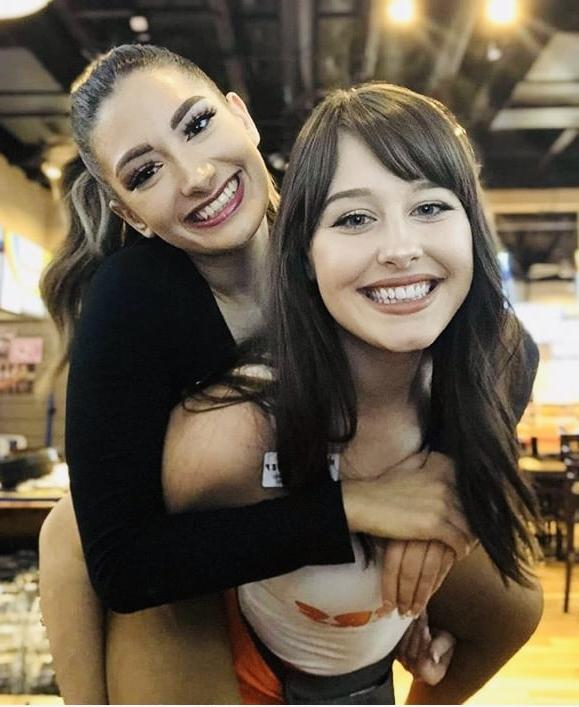 25P Hooters Hotties pt.2