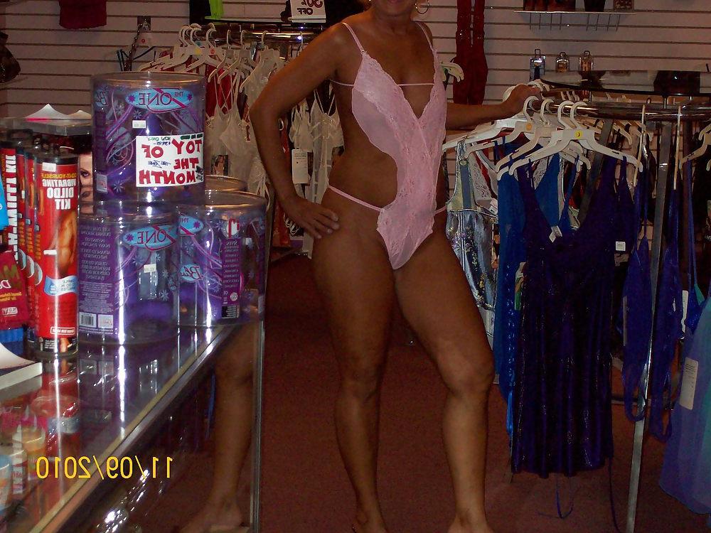 7P Wife likes to shop
