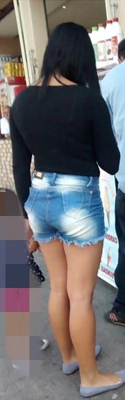 24P Moreninha Gostosa de Shorts jeeans