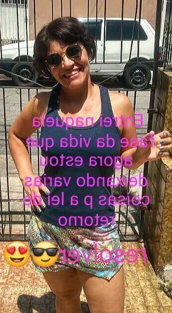 22P Housewife (Latin milf )