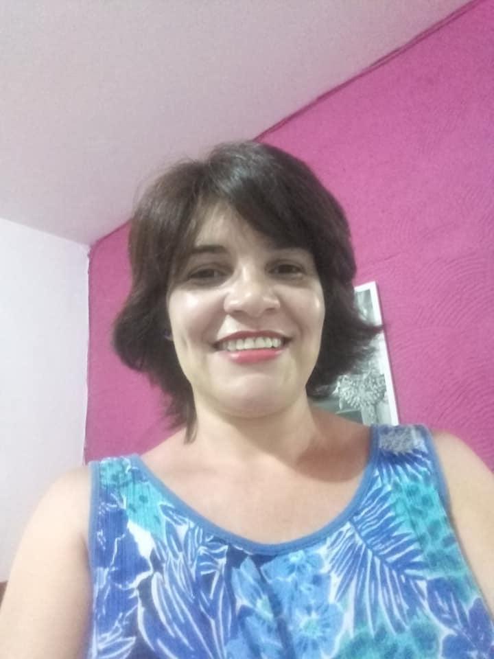 22P Housewife (Latin milf )