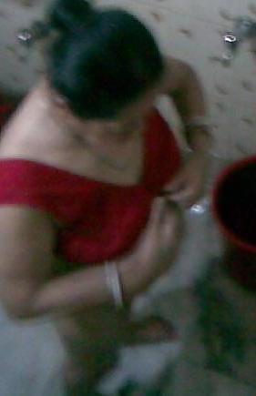 6P Indian desi mom pls comments for new upcomeing pics.