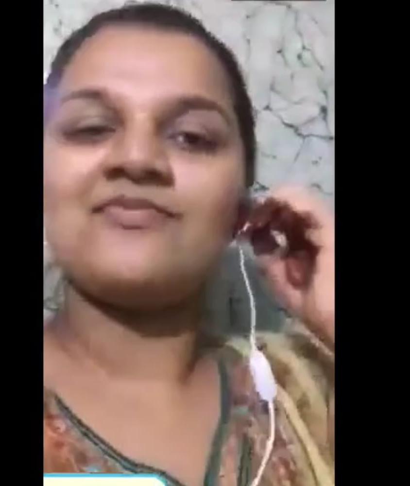 25P Desi  cam sexy   Aunties &amp; girls