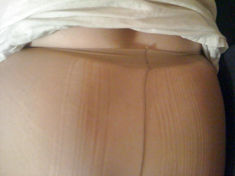 15P The wife tights