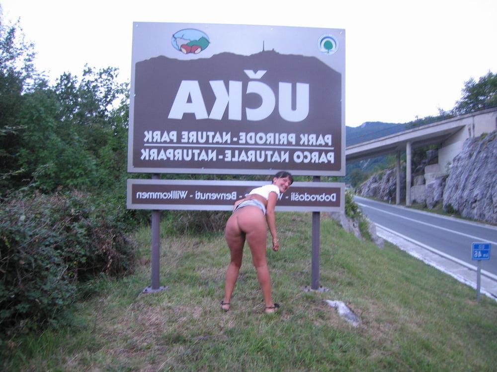 25P Nudist Couple Naked on Holiday