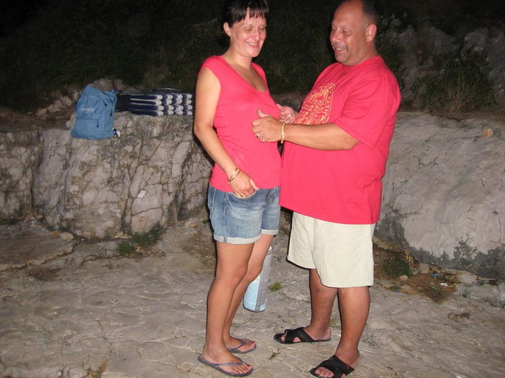 25P Nudist Couple Naked on Holiday
