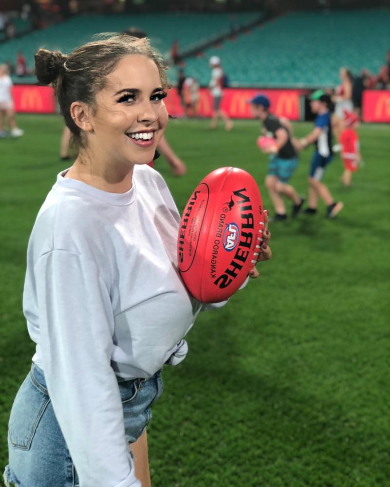 25P Tits ..... of Australian Beauty 1.0