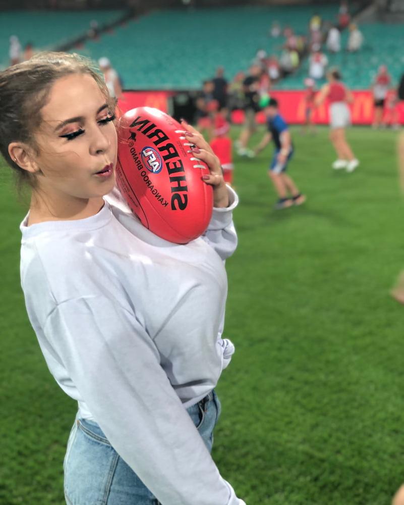 25P Tits ..... of Australian Beauty 1.0