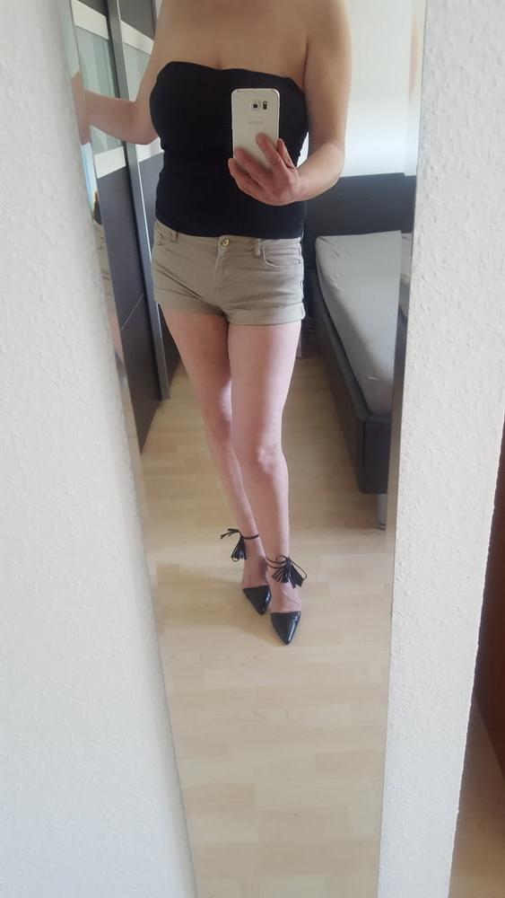 8P Hot pants
