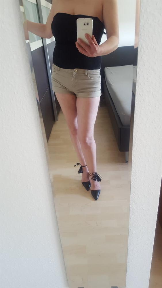 8P Hot pants
