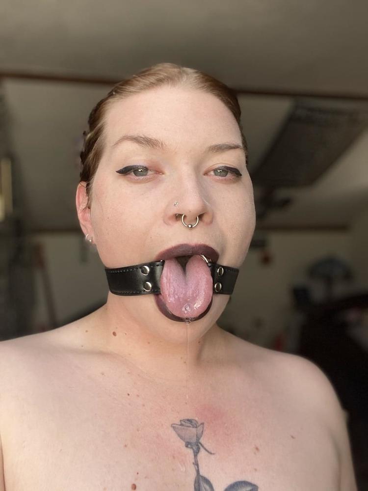 13P Gagged goth slave