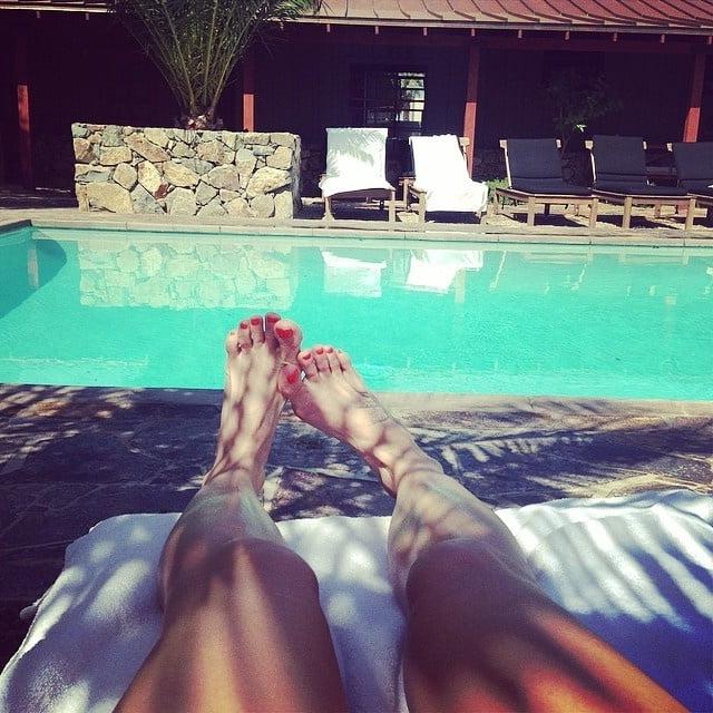 9P Lena Headey perfect toes