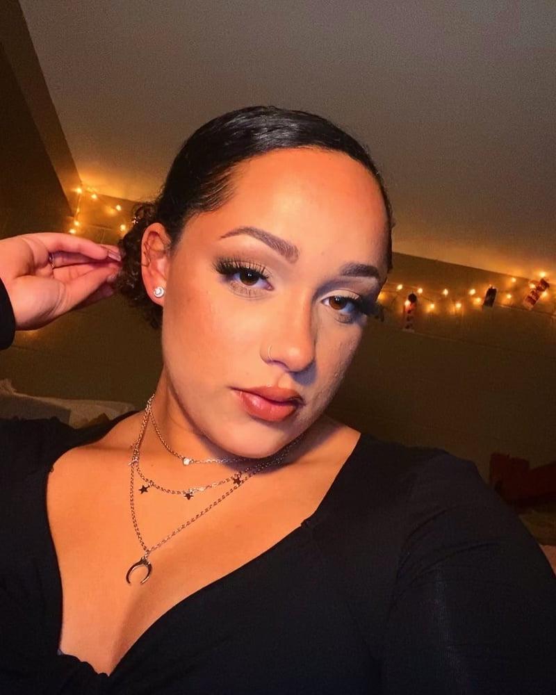 25P Tribute My Hot Friend Sophie