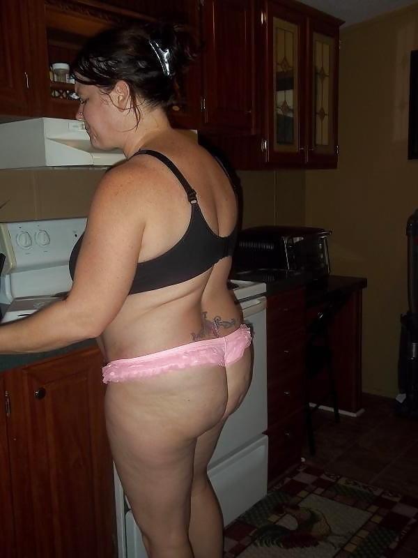 25P Ex-Girlfriend Jody sexy soft belly yum Cellulite all natural