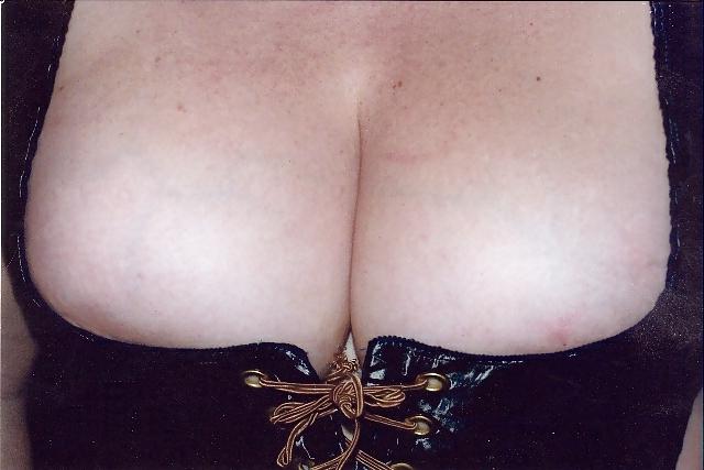 10P CUM all over her BIG BOOBIES!