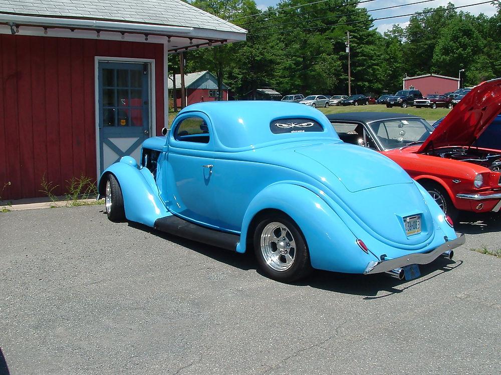 14P Car show