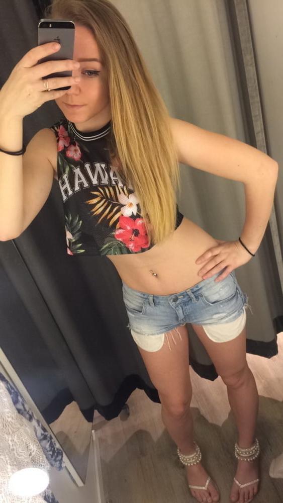 12P Exposed - Big Tit Blonde on Cam