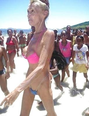 13P Sea sex and sun