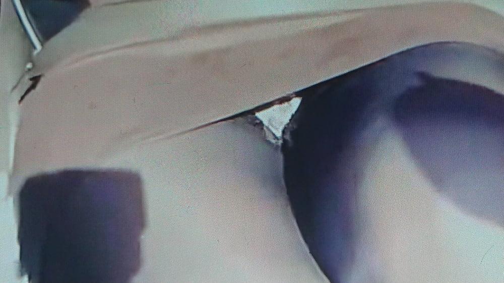 25P Stockings upskirt in car