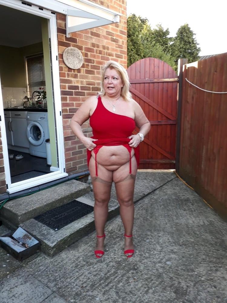 25P Older and hot 164 (No pants outdoor)