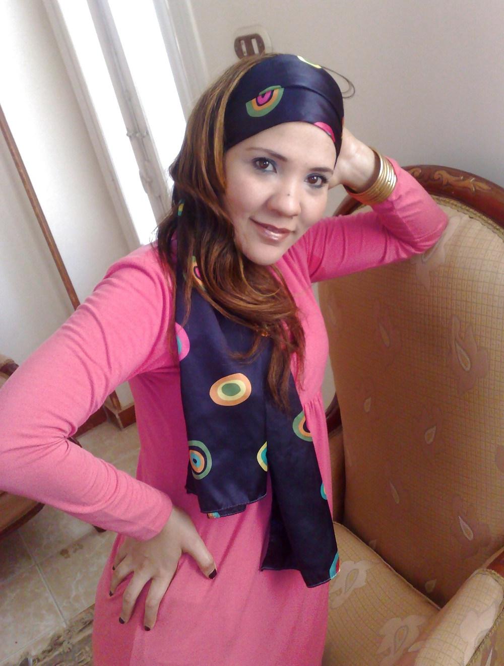 12P Arab Housewife 13