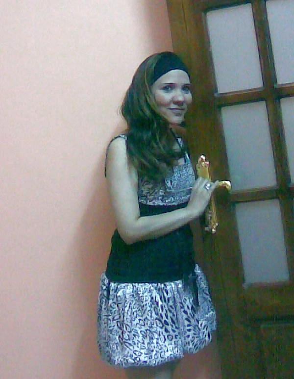 12P Arab Housewife 13