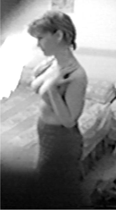 22P Wife Captured On Hidden Cam