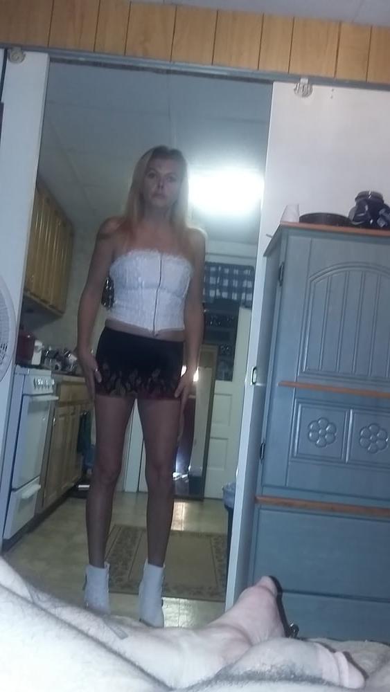 25P Mary Chaffee-Hot Housewife
