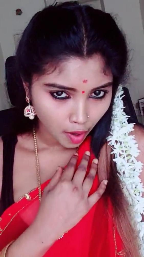 25P Hoty girlfrnd lucky elakkiya
