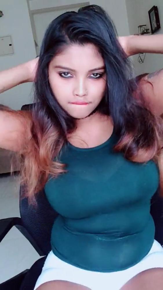 25P Hoty girlfrnd lucky elakkiya