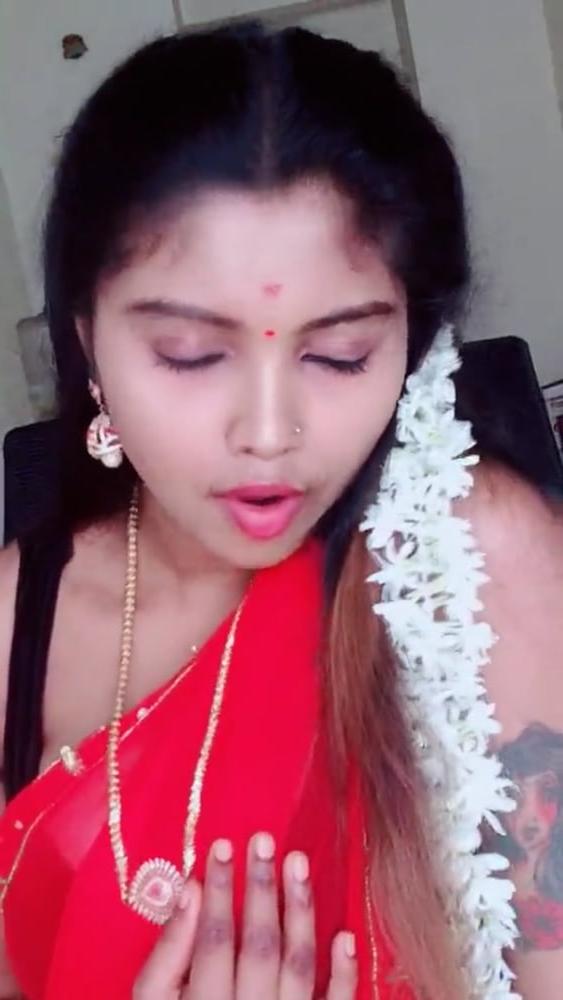 25P Hoty girlfrnd lucky elakkiya