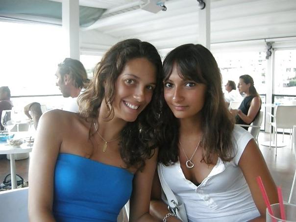 25P Hot Teen Sluts - Hairy or shved ?