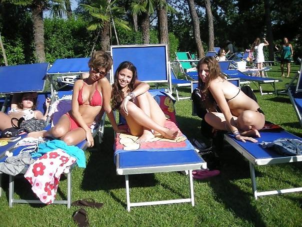 25P Hot Teen Sluts - Hairy or shved ?