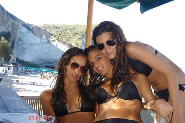 25P Hot Teen Sluts - Hairy or shved ?