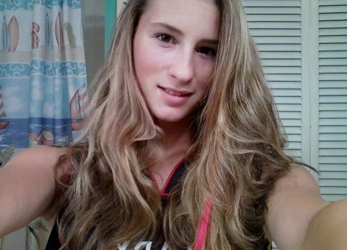 25P Exposed - Gorgeous Country Girl