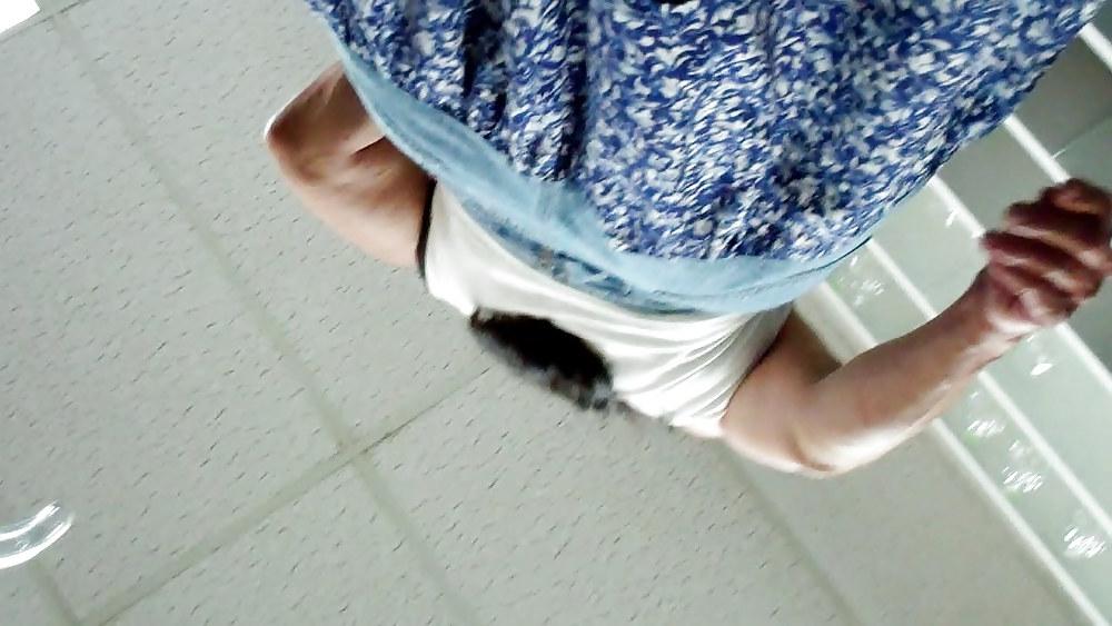 23P UPSKIRT VIDCAPS