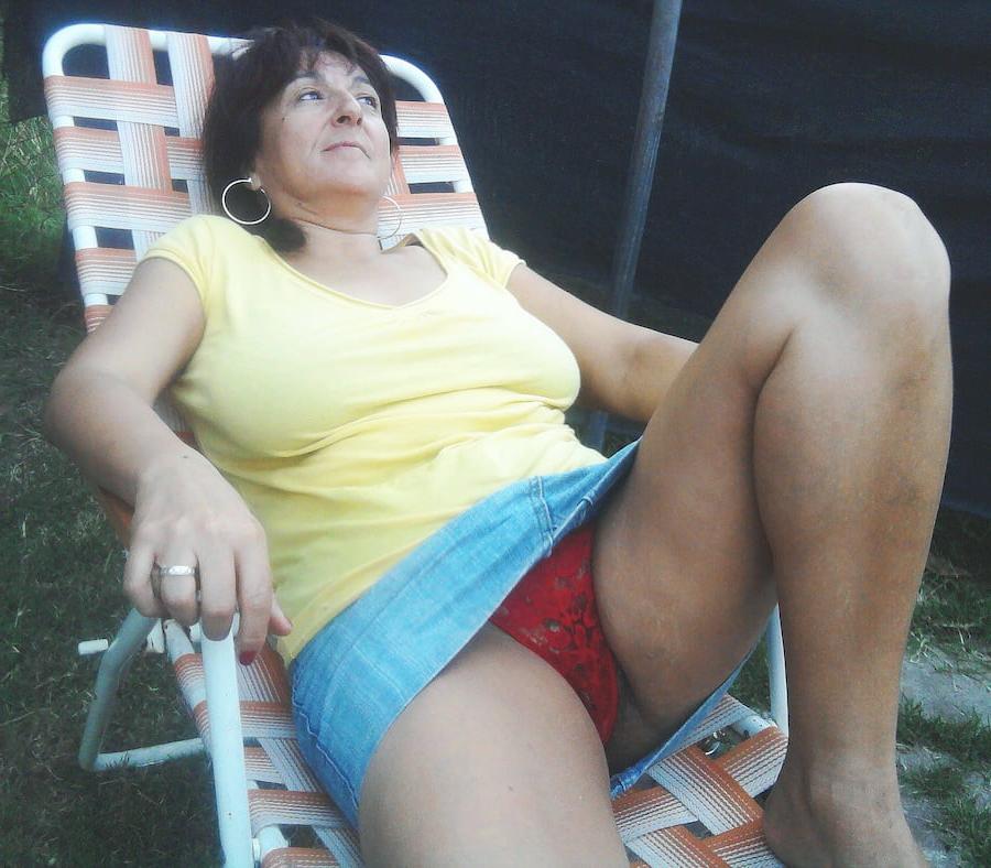25P 5. Mature Argentine couple